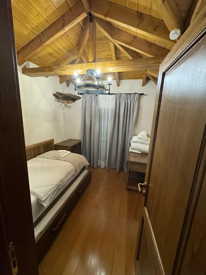 Hotel Ambassador Μοσχόπολη 4*,