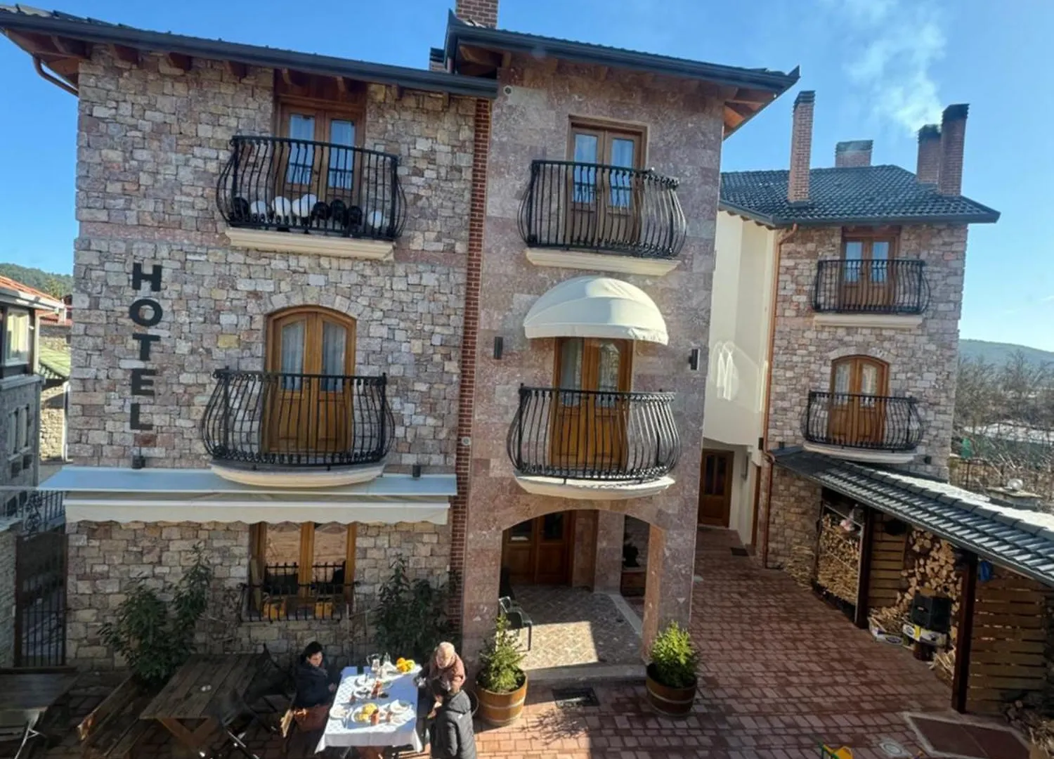 Hotel Ambassador Μοσχόπολη Αλβανία