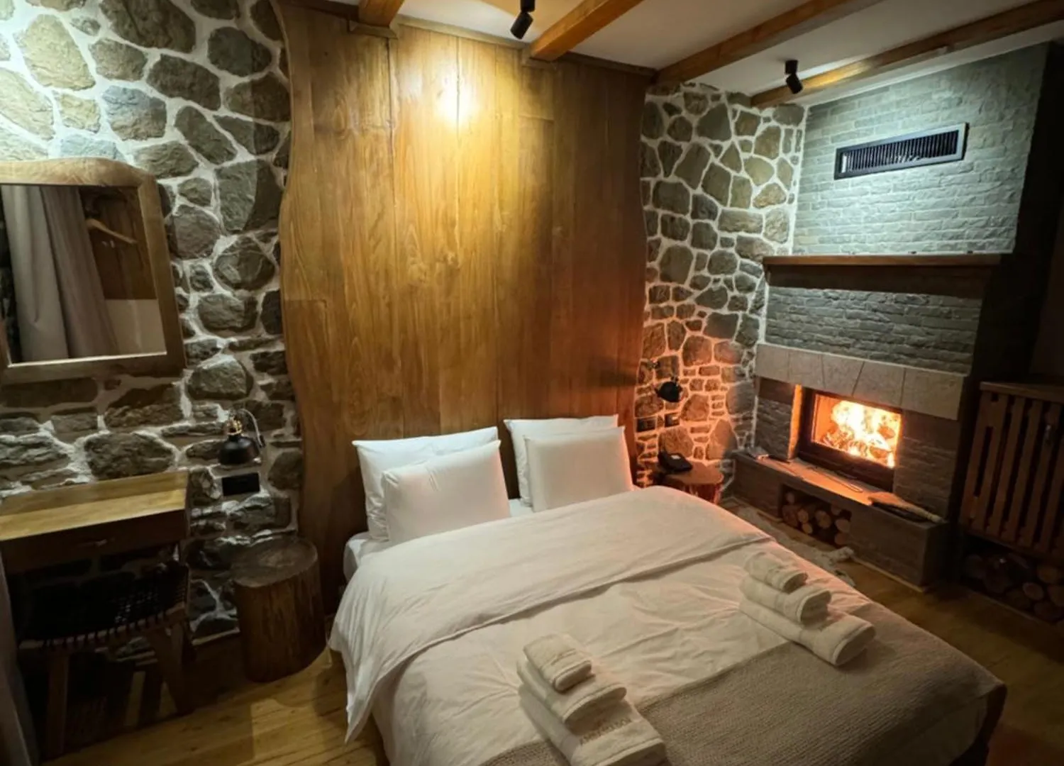 Hotel Ambassador Μοσχόπολη Αλβανία